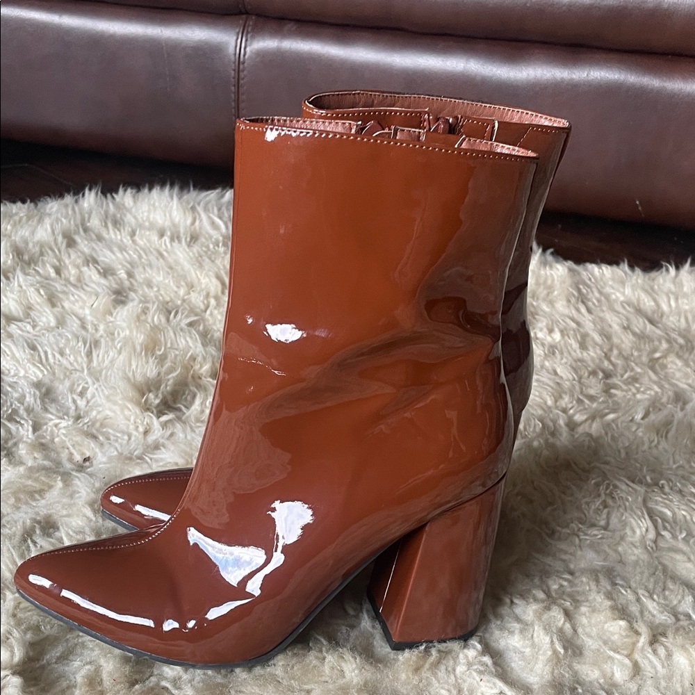 Thompson Brown Patent Leather Heeled Boots